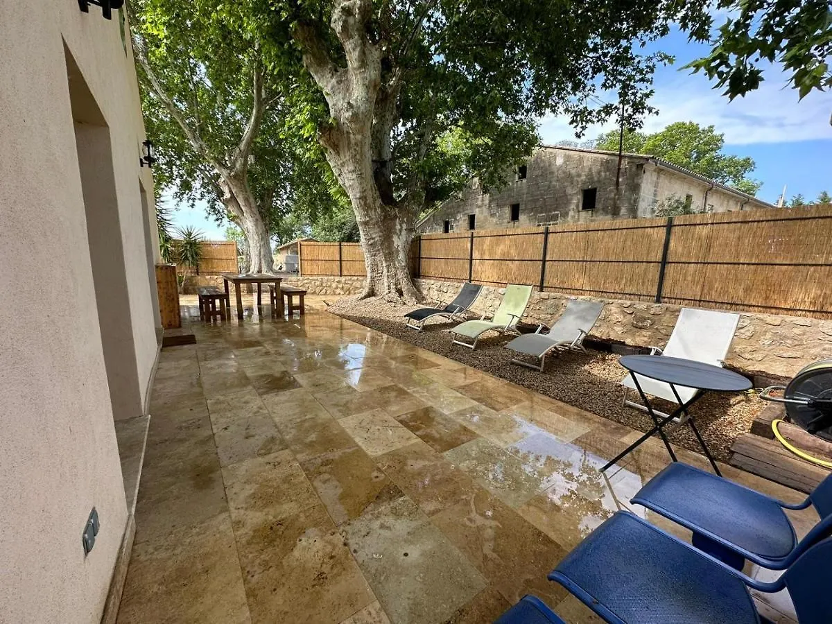 Villa Cerisier climatisée, à la campagne Arles 0*,