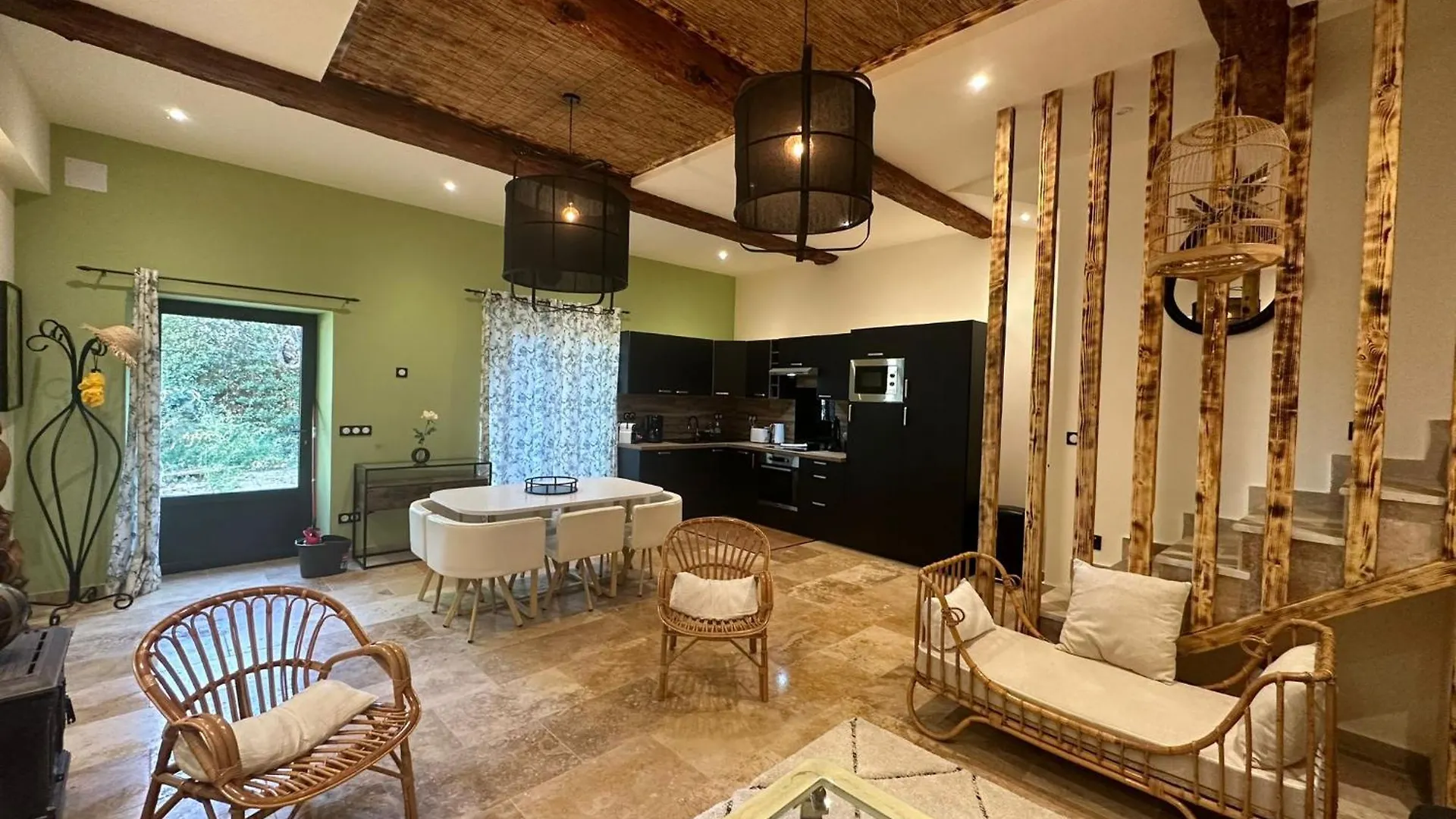 Villa Cerisier climatisée, à la campagne Arles